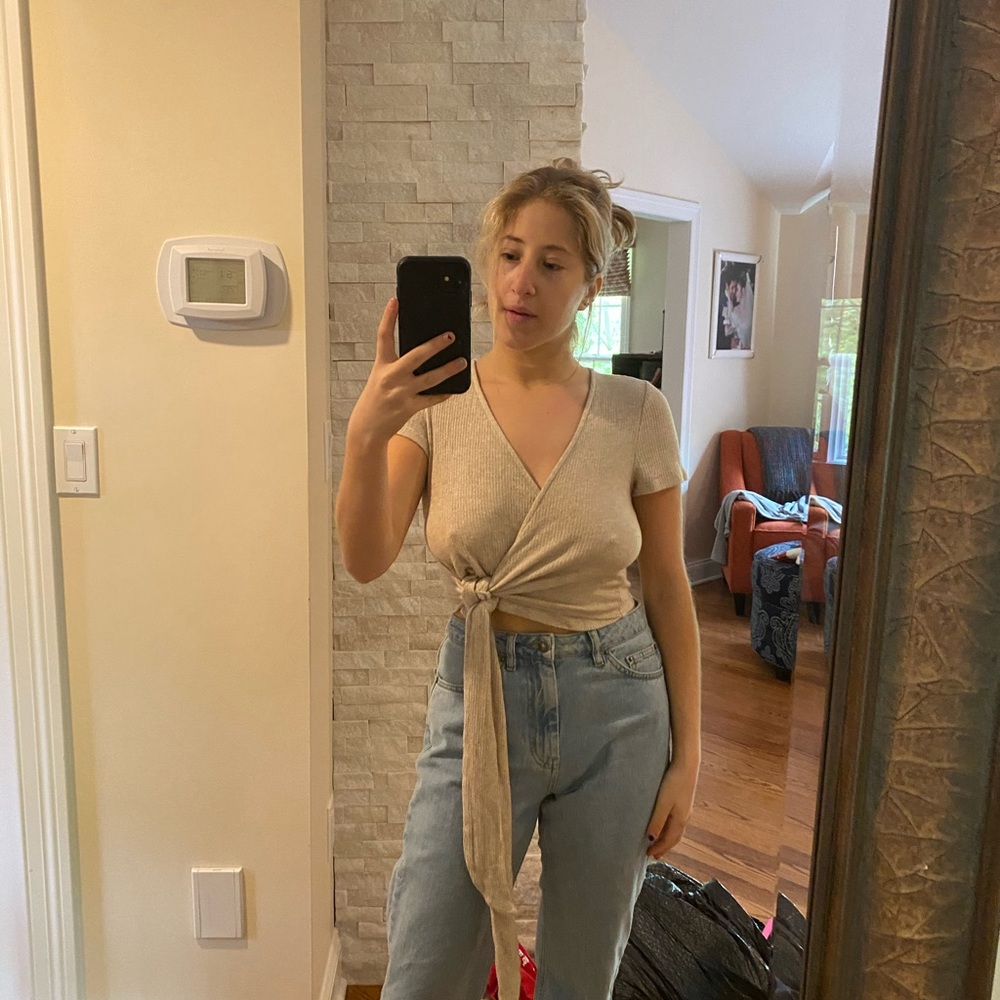 Cropped wrap tee